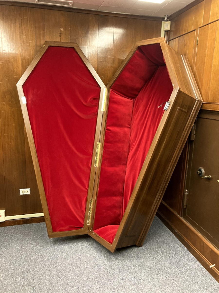 Vampire Coffin